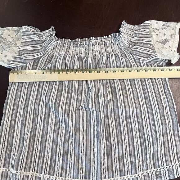 Laundry by Shelli Segal Off-Shoulder Lace Detail Striped Blouse Blue Size M - Picture 7 of 8